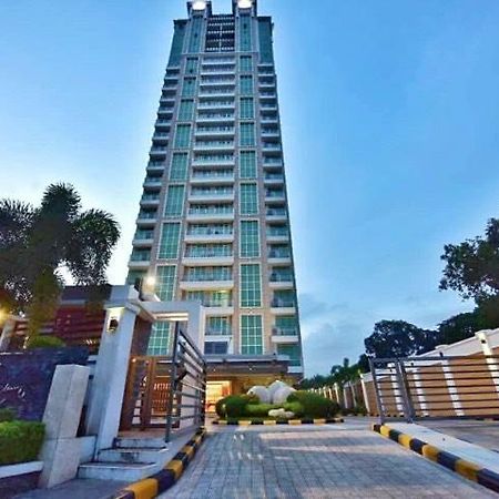 Padgett Place Prime Suites Себу Экстерьер фото