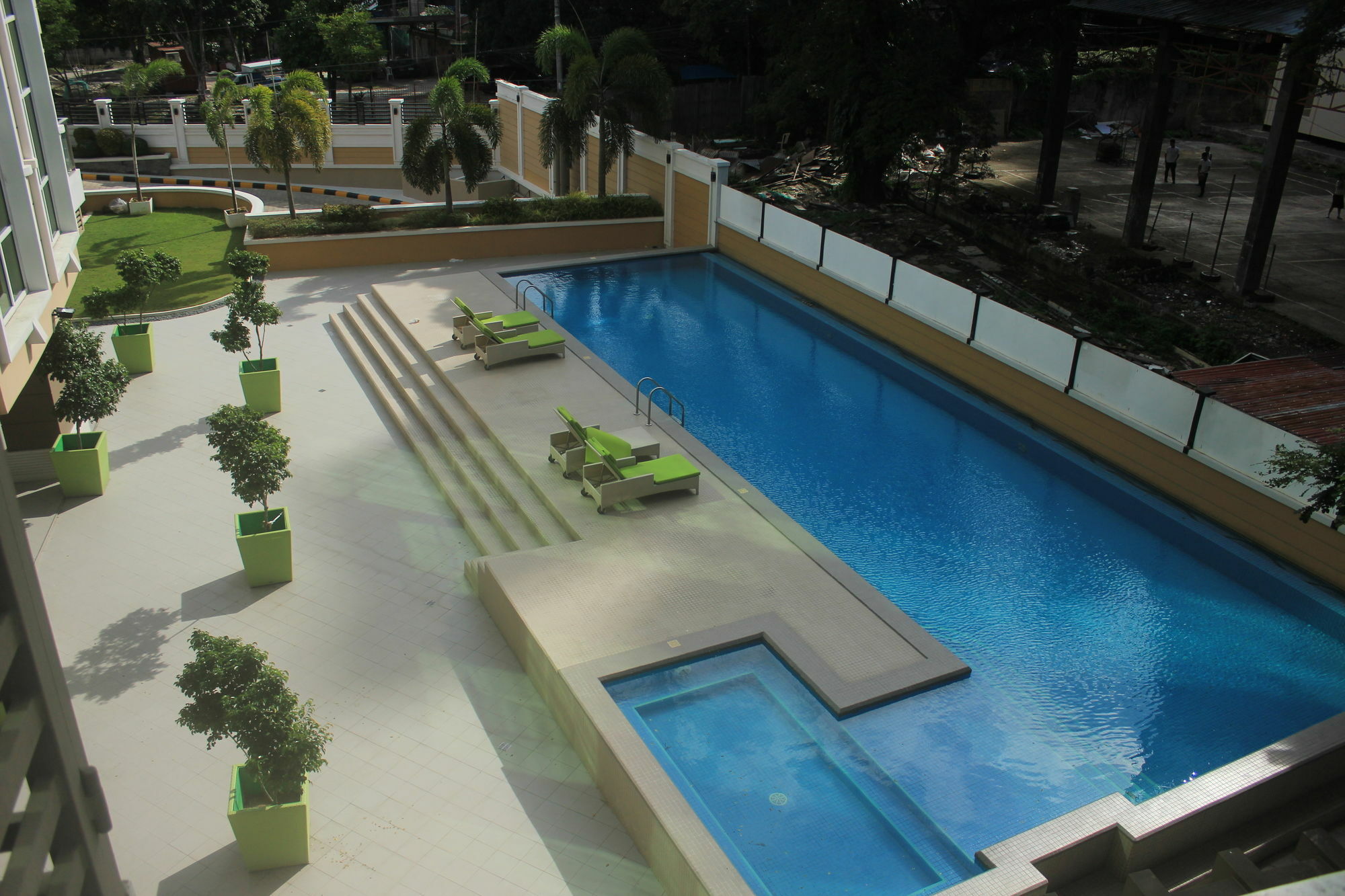 Padgett Place Prime Suites Себу Экстерьер фото