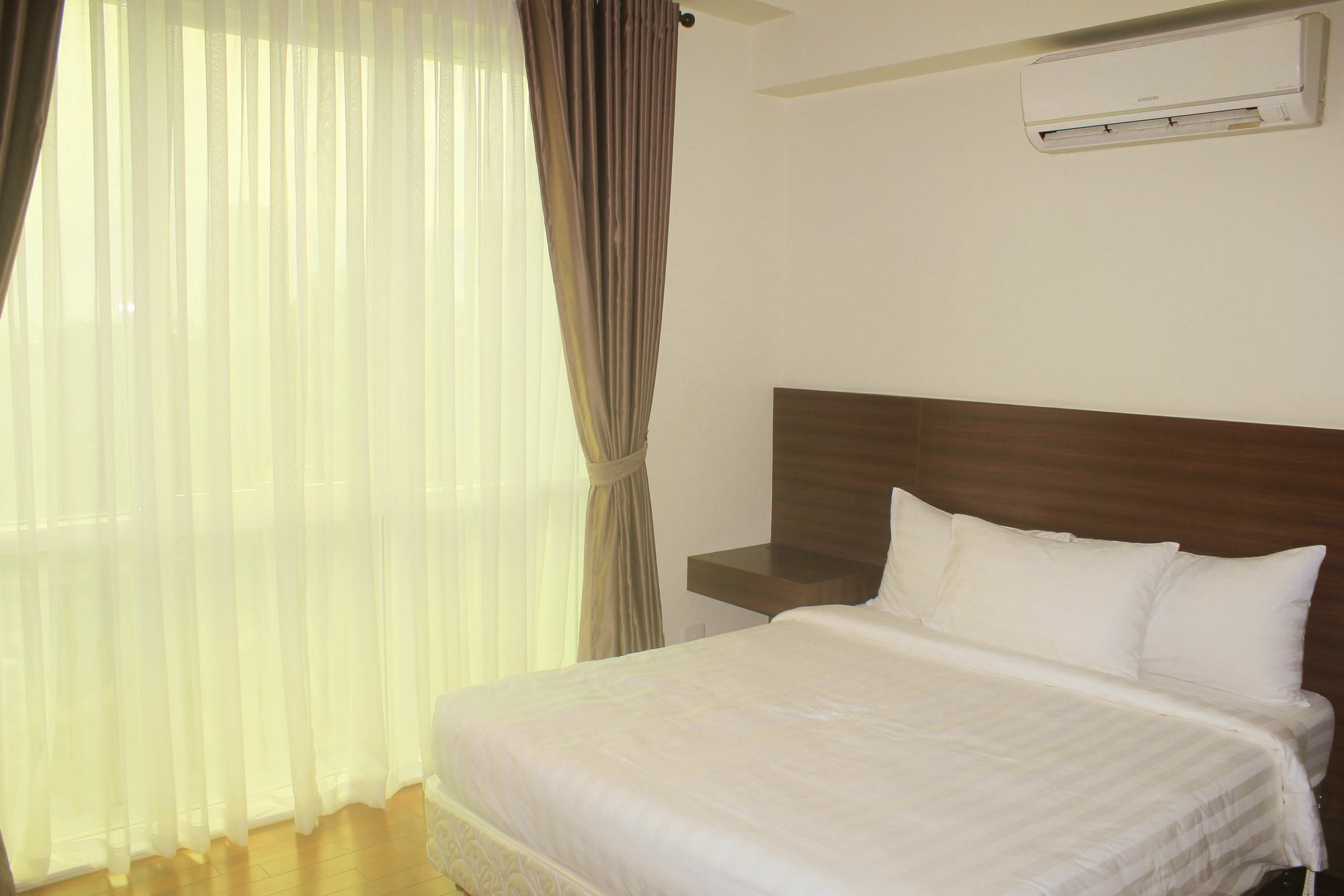 Padgett Place Prime Suites Себу Экстерьер фото