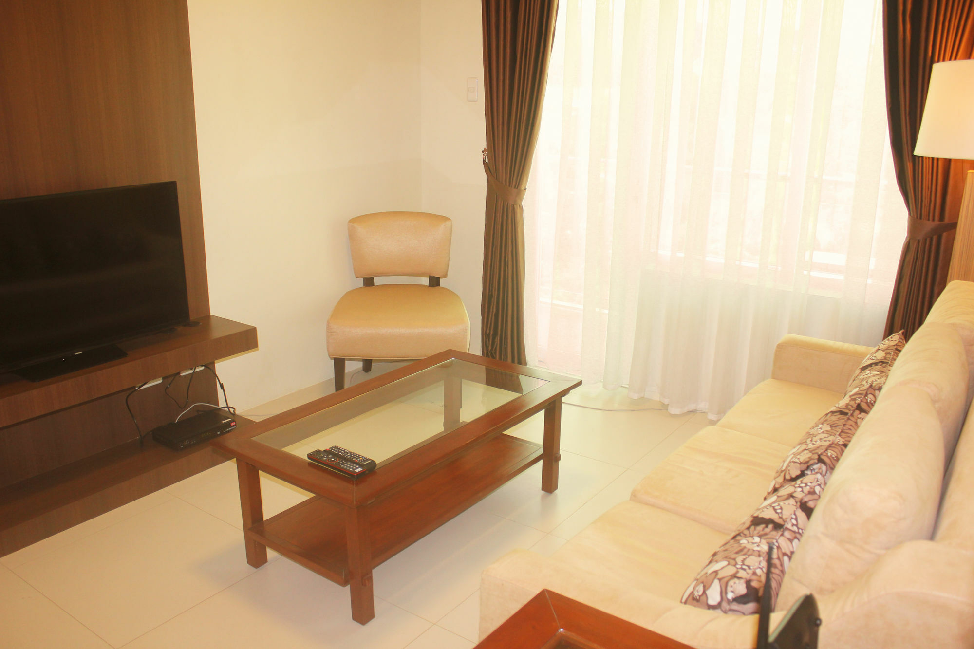 Padgett Place Prime Suites Себу Экстерьер фото