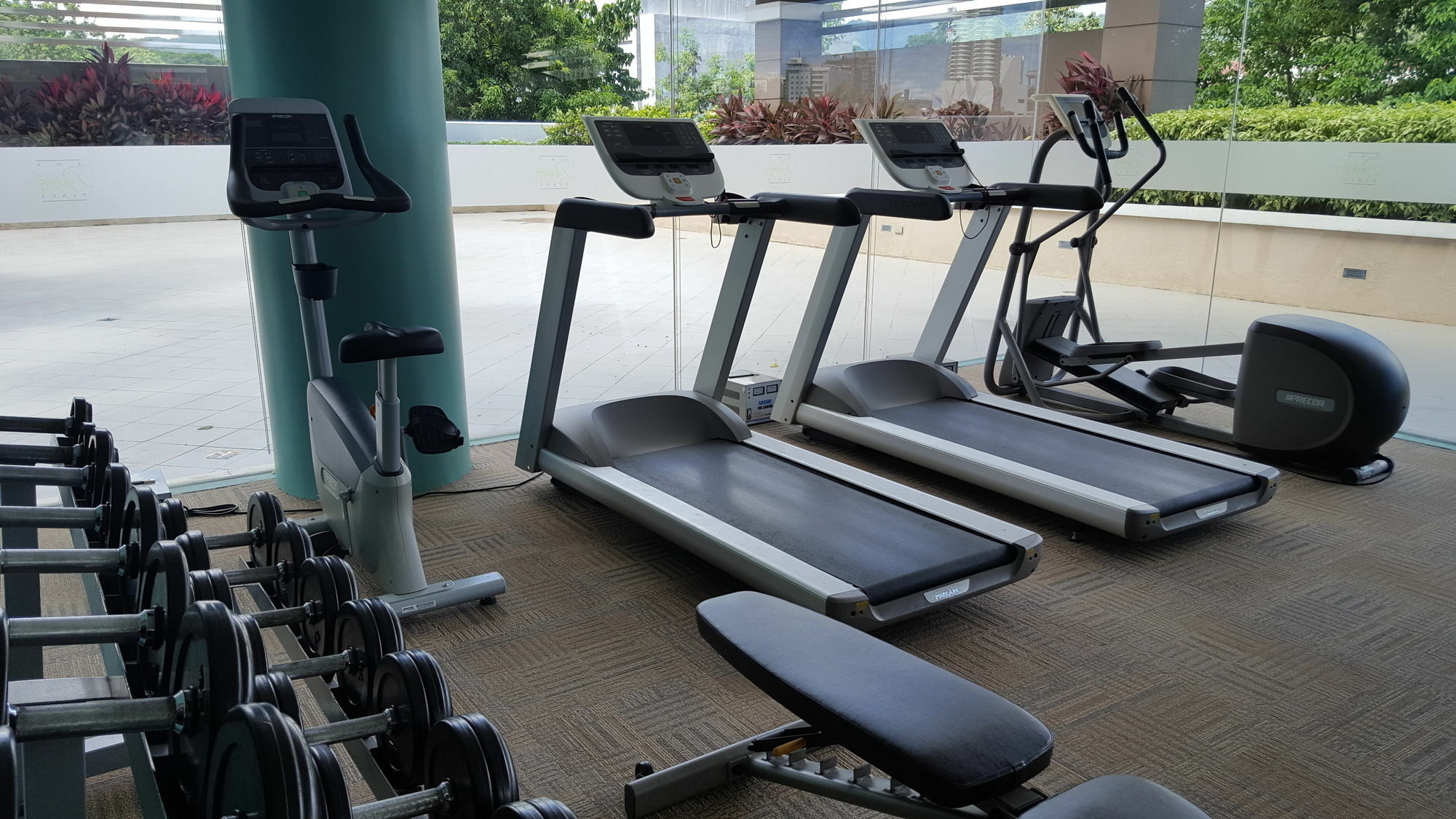 Padgett Place Prime Suites Себу Экстерьер фото